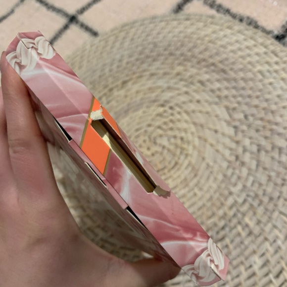 Too faced x Mecca Palette - Picture 4 of 6